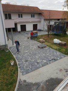 46150199_2028315840558774_155484864156532736_n