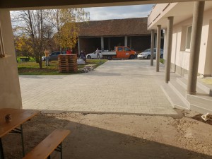 46297042_2028315953892096_5207798724306141184_n